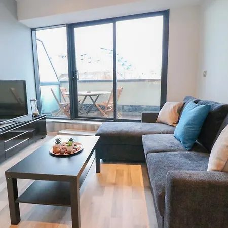 Stunning Leeds Gem - Amazing Location - Hot Tub Apartmán *
