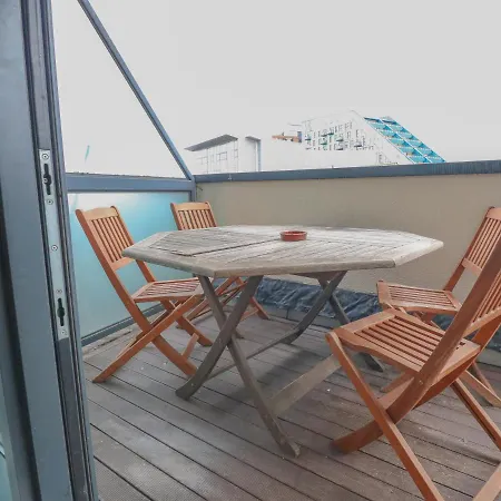 Apartment Stunning Leeds Gem - Amazing Location - Hot Tub *
